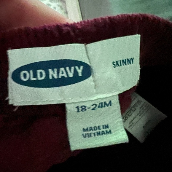 Old Navy 18-24M Maroon Corduroy Pants - Picture 4 of 4